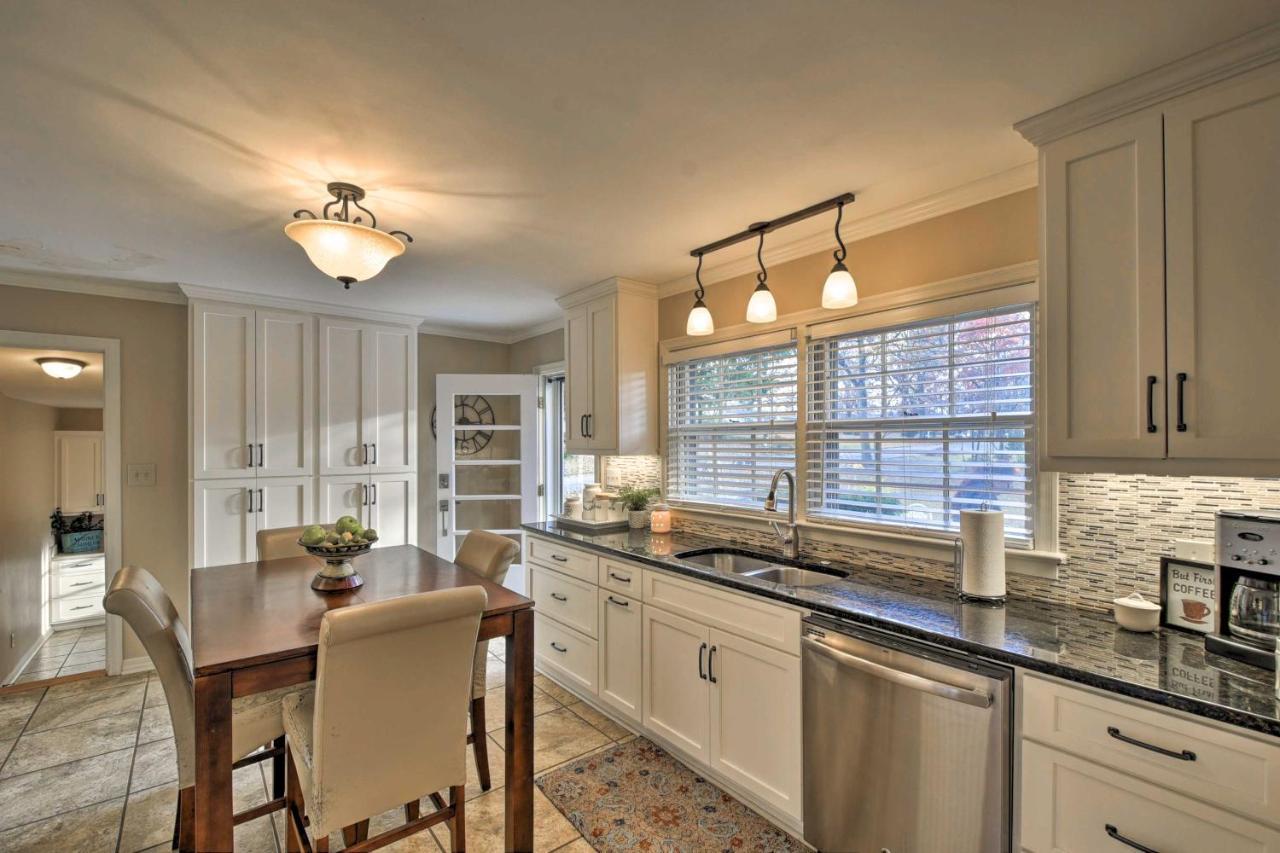 Charming Florence Getaway With Fireplace And Grill! Exterior foto